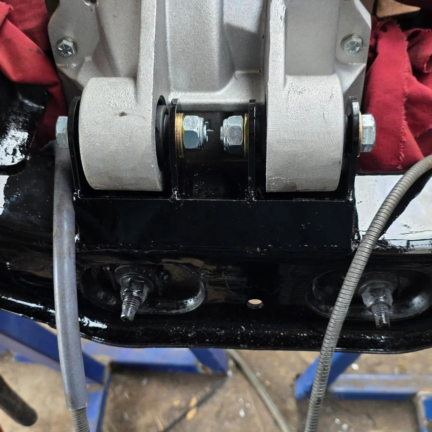 Rear cradle painted gloss black with the diff housing fitted
